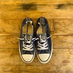 Navy blue converse